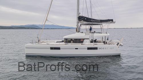 Lagoon 52 Flybridge tekniska specifikationer och recensioner